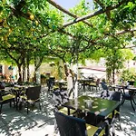 فندق Antica