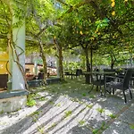 فندق Antica